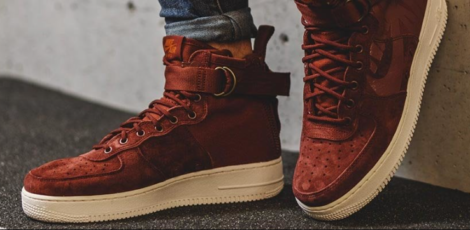 Nike Air Force 1